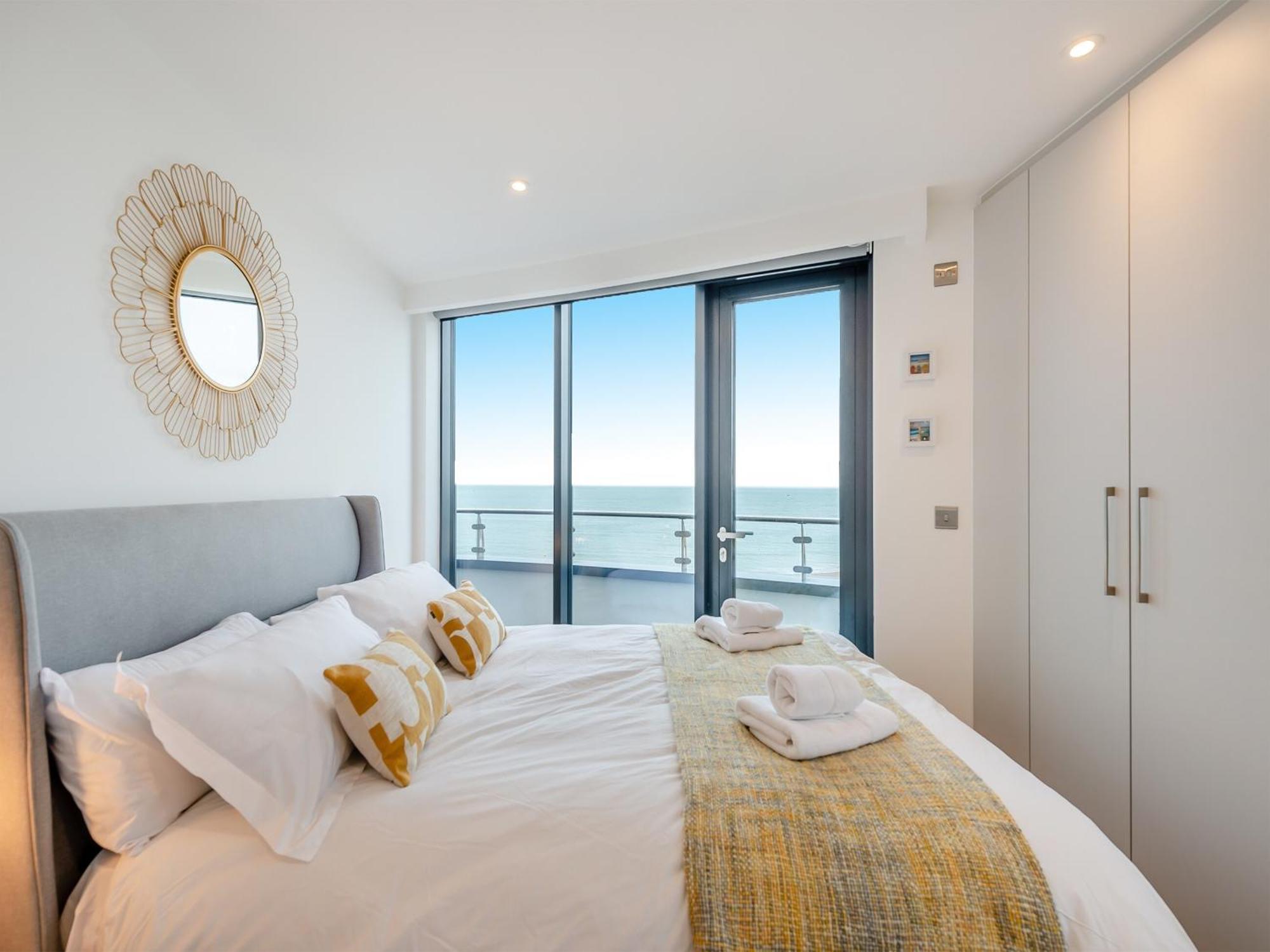 Sound Of The Sea Apartment Ramsgate Exterior photo